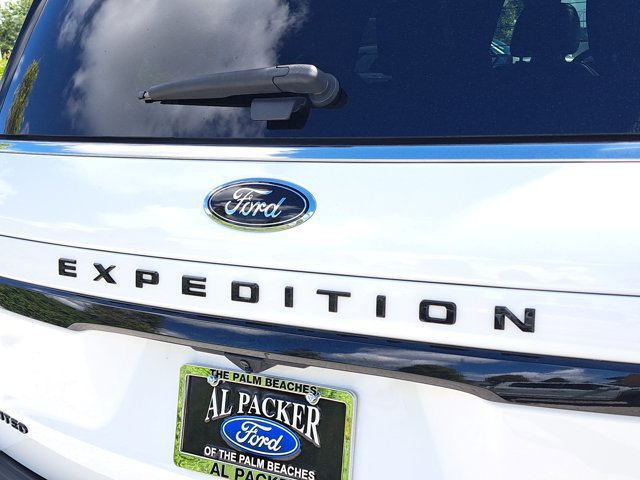 Certified 2023 Ford Expedition Limited image 10