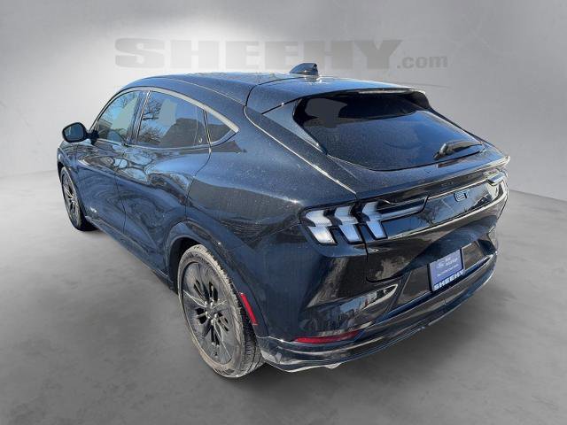 Certified 2025 Ford Mustang Mach-E GT image 3