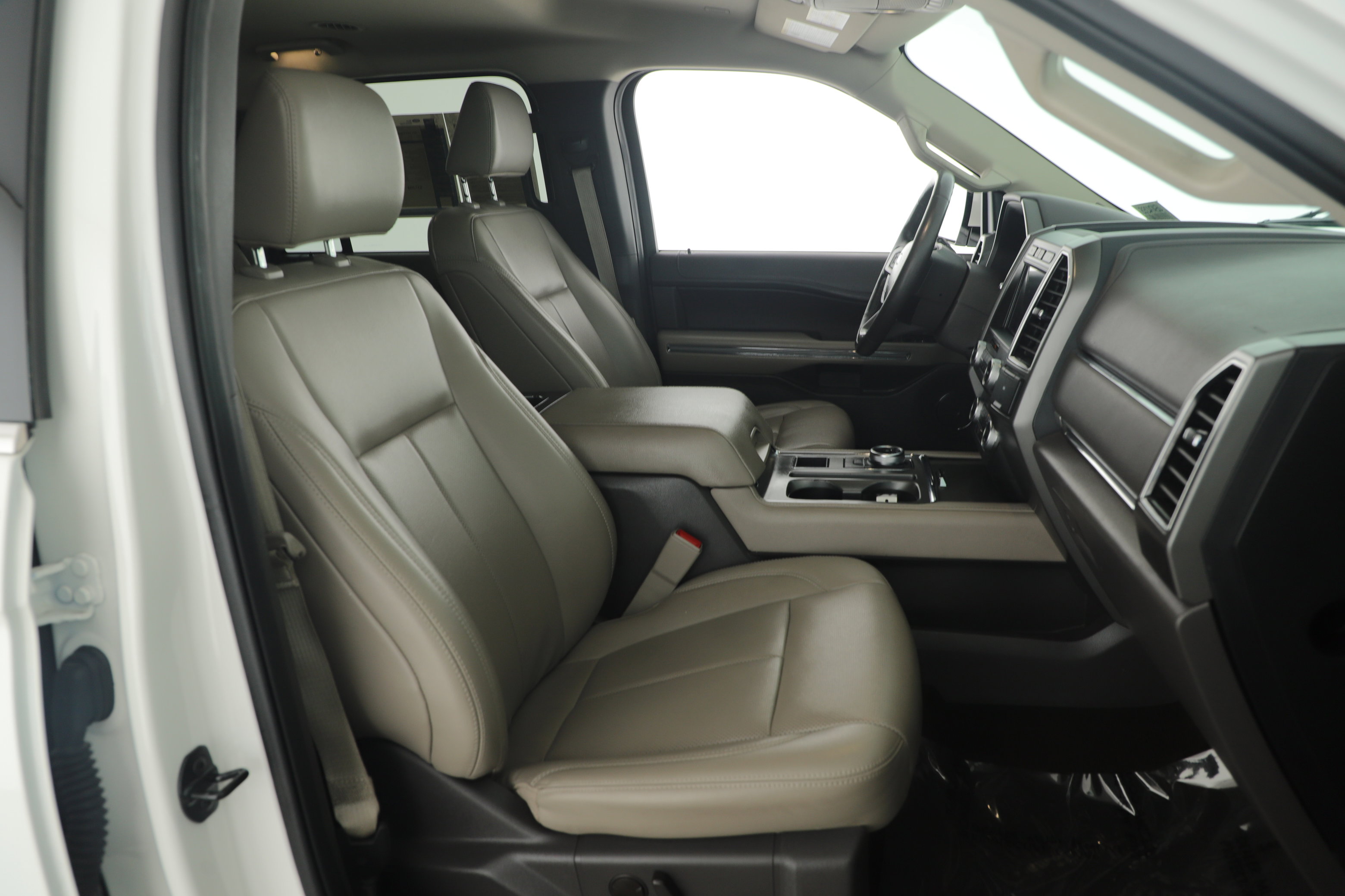 Certified 2021 Ford Expedition Max XLT image 16