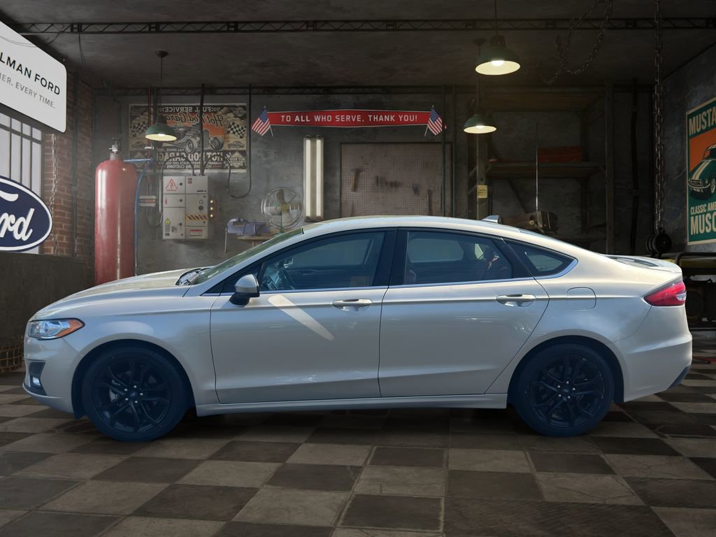 Certified 2019 Ford Fusion SE w/ Equipment Group 151A image 3