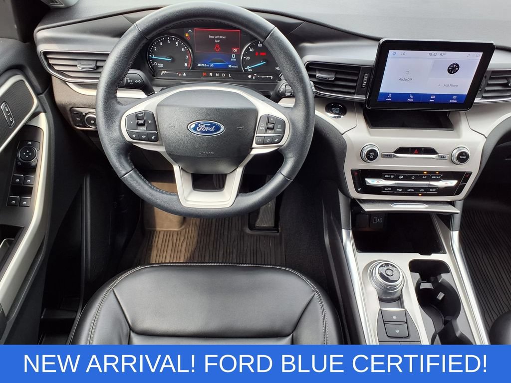 Certified 2023 Ford Explorer XLT w/ Equipment Group 202A AWD/4WD image 6