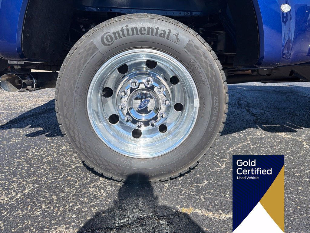 Certified 2026 Ford F450 Platinum w/ FX4 Off-Road Package AWD/4WD image 44