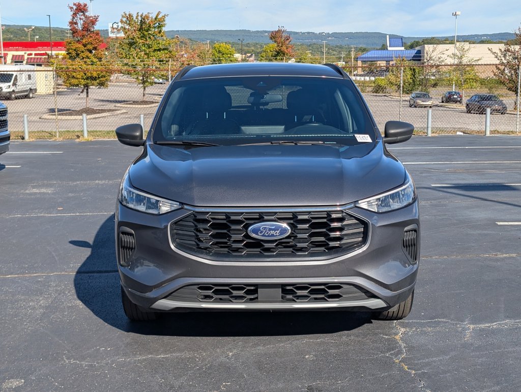 Certified 2023 Ford Escape ST-Line w/ Tech Pack #1 AWD/4WD image 7