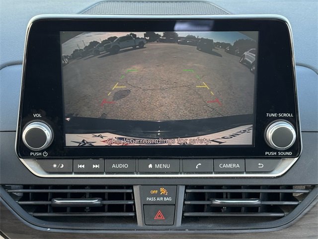 Used 2023 Nissan Altima 2.5 SV image 17