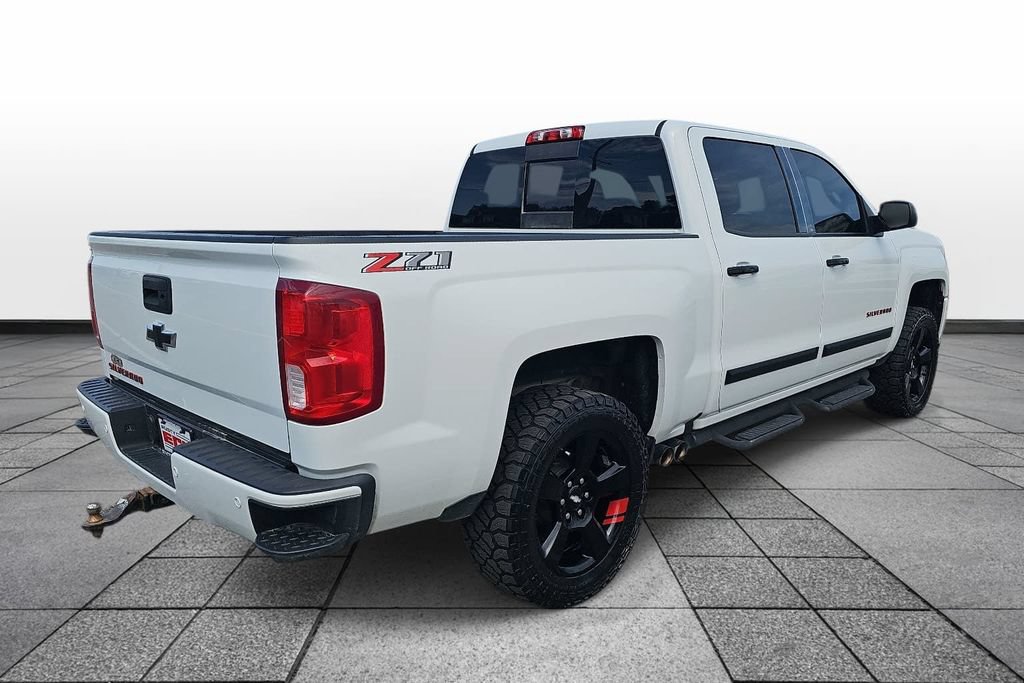Used 2018 Chevrolet Silverado 1500 LTZ Z71 w/ Redline Edition AWD/4WD image 5