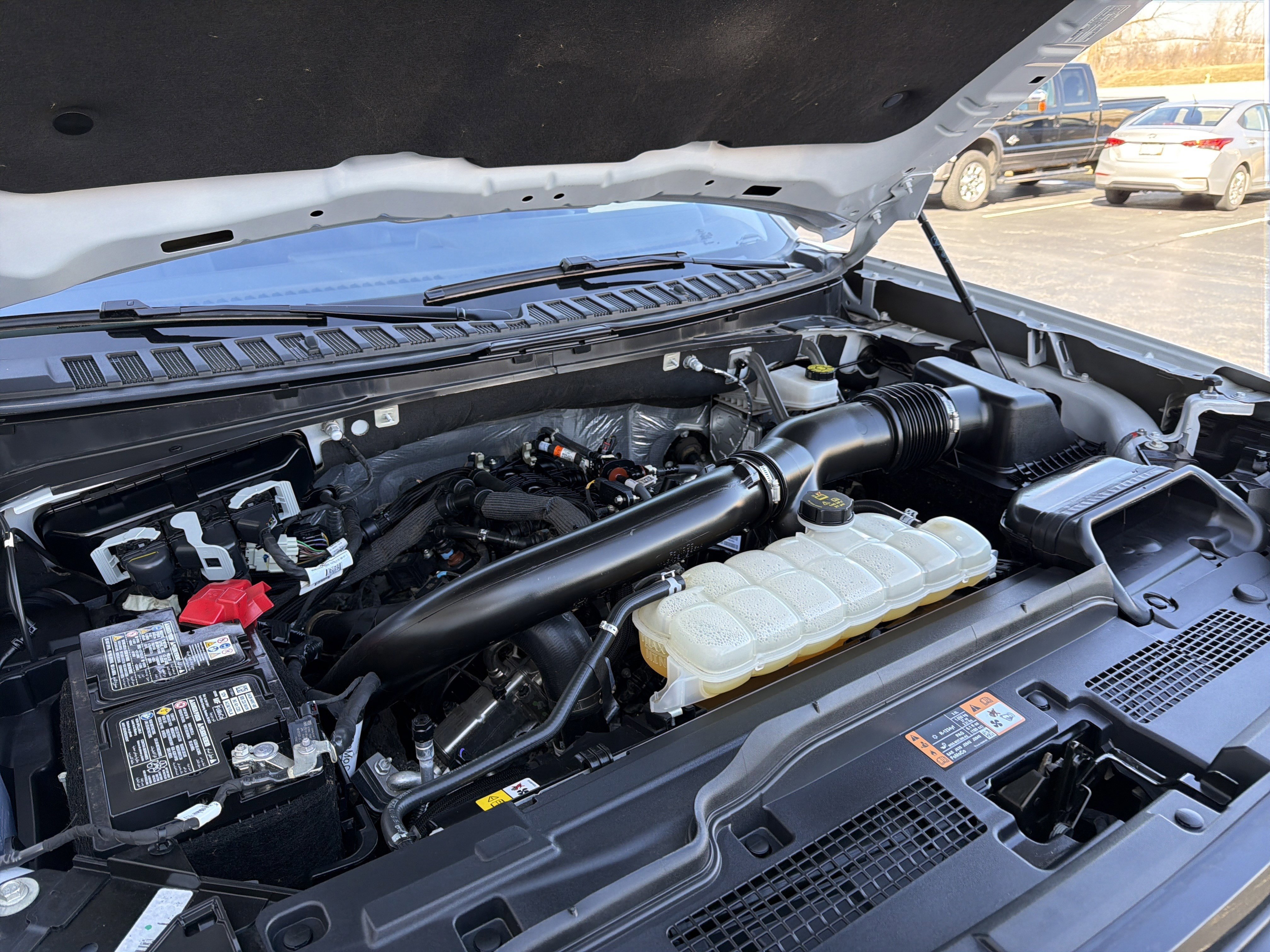 Certified 2025 Ford Expedition Active image 61