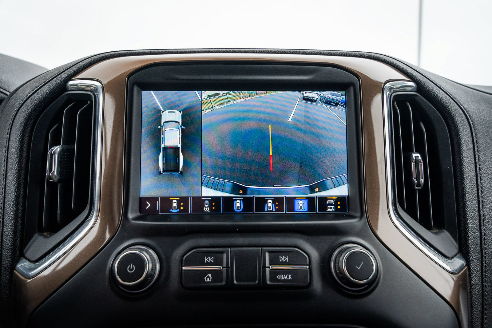 Used 2021 Chevrolet Silverado 3500 High Country AWD/4WD image 31