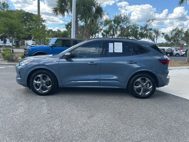 Certified 2023 Ford Escape ST-Line w/ Tech Pack #1 FWD image 7