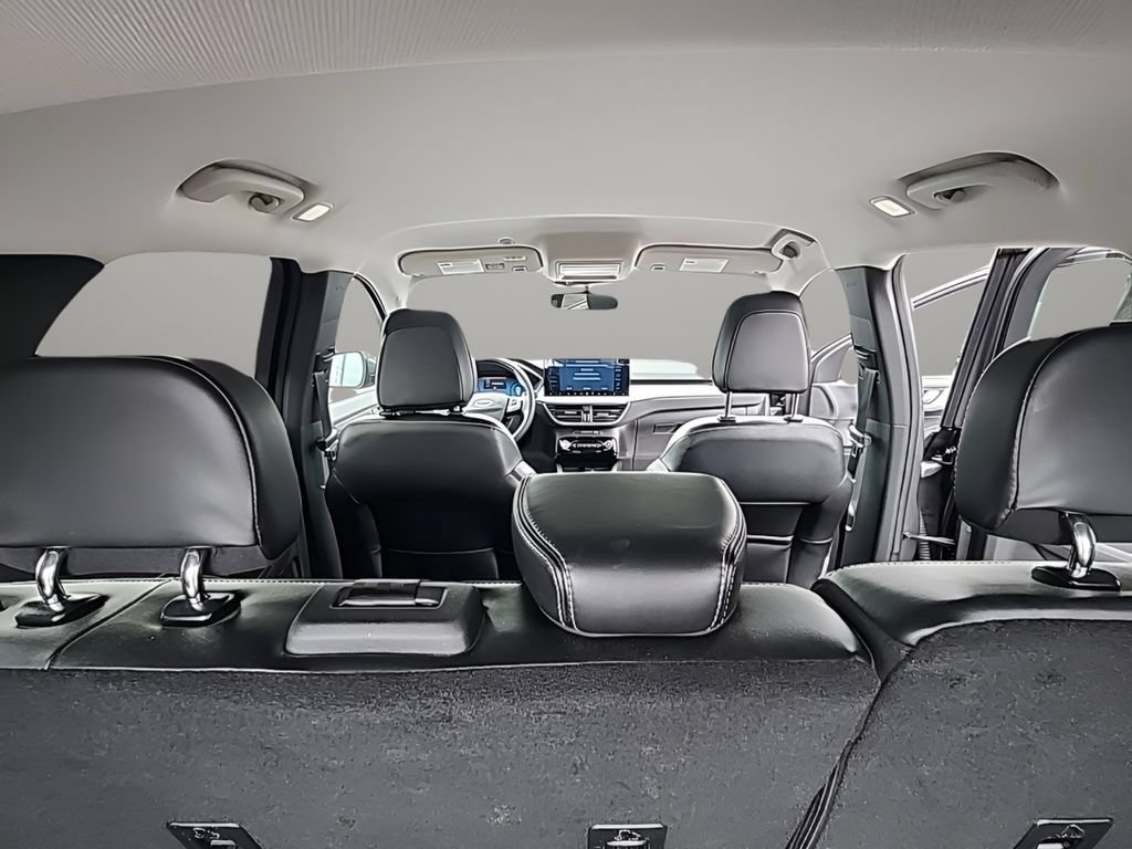 Certified 2024 Ford Escape Platinum AWD/4WD image 14
