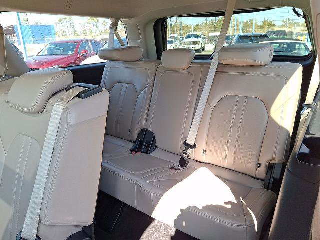 Certified 2023 Ford Expedition Max Limited image 12