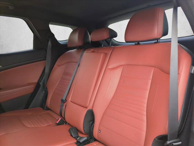 Used 2025 Kia Sportage SX FWD image 21