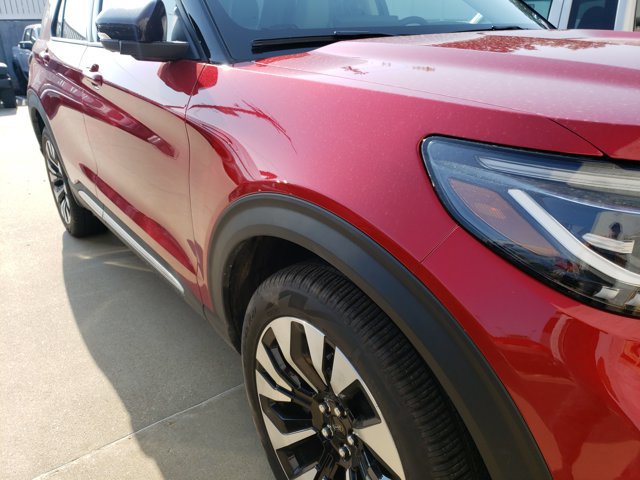 Certified 2026 Ford Explorer Platinum w/ LUX Leather Package AWD/4WD image 6