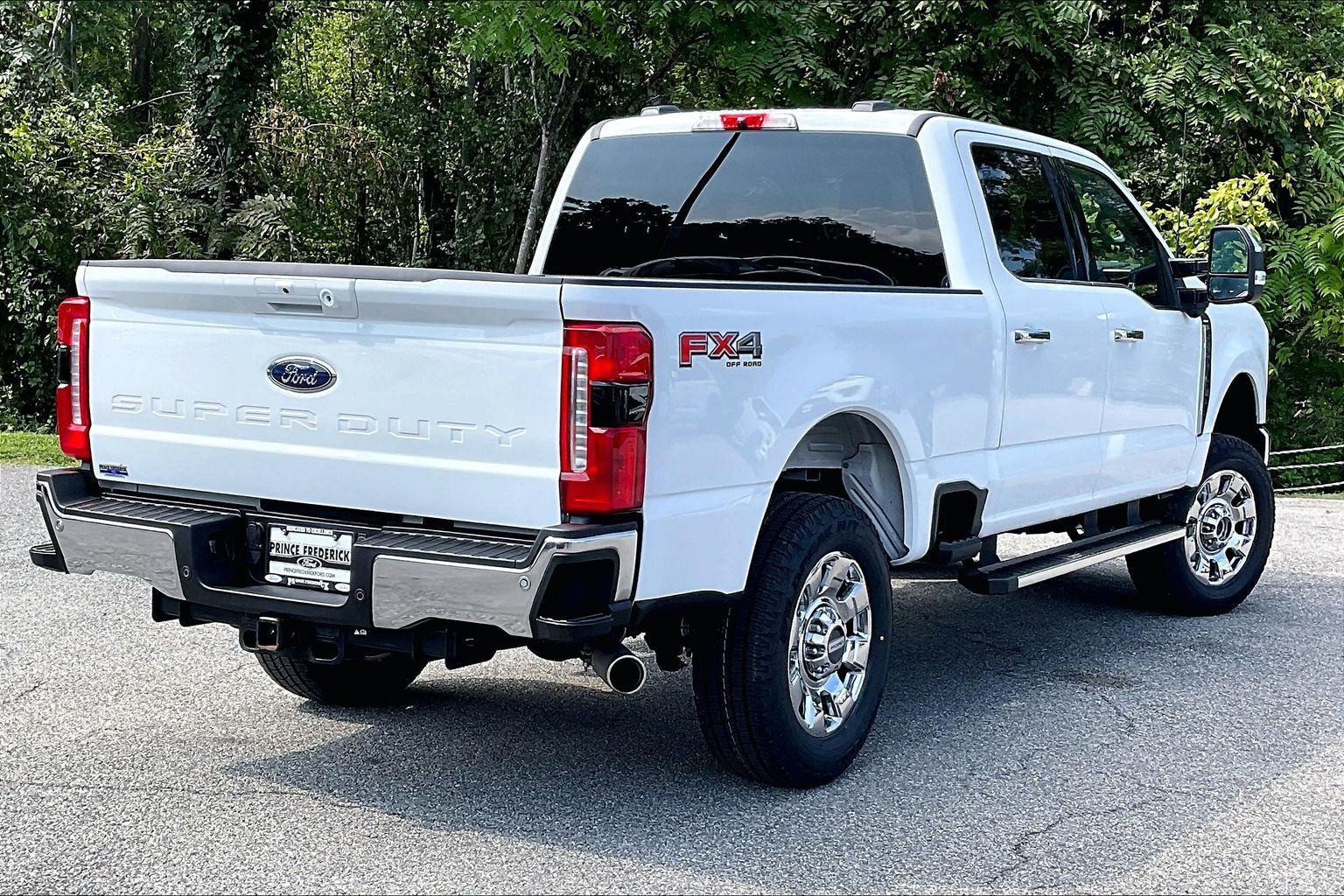 Certified 2025 Ford F250 Lariat w/ Chrome Package AWD/4WD image 13