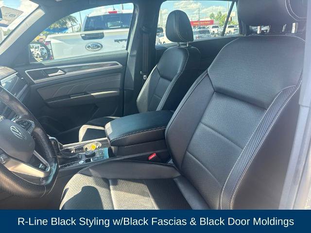 Used 2023 Volkswagen Atlas Cross Sport SEL R-Line AWD/4WD image 13