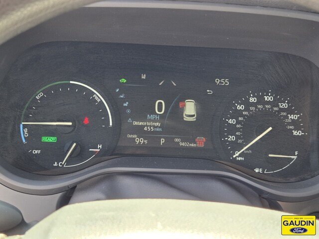 Used 2025 Toyota Sienna LE FWD image 19