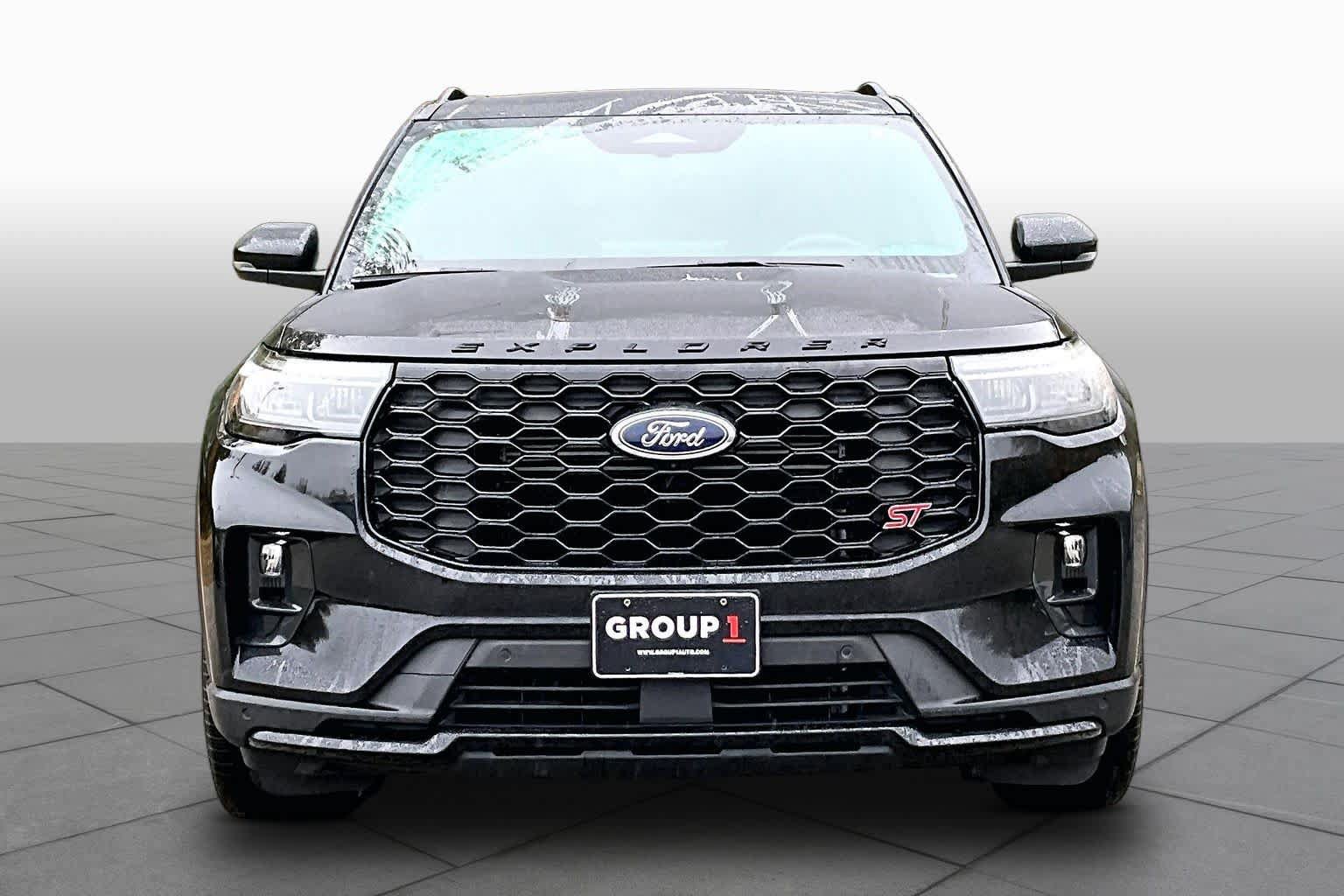Certified 2025 Ford Explorer ST w/ Sun And Sound Package AWD/4WD image 4