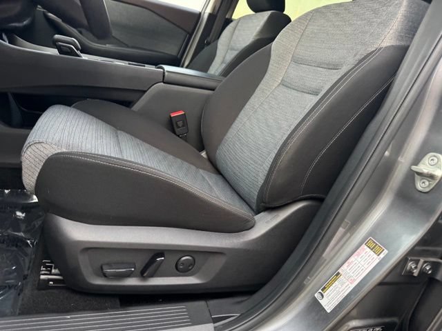 Used 2023 Nissan Rogue SV AWD/4WD image 6