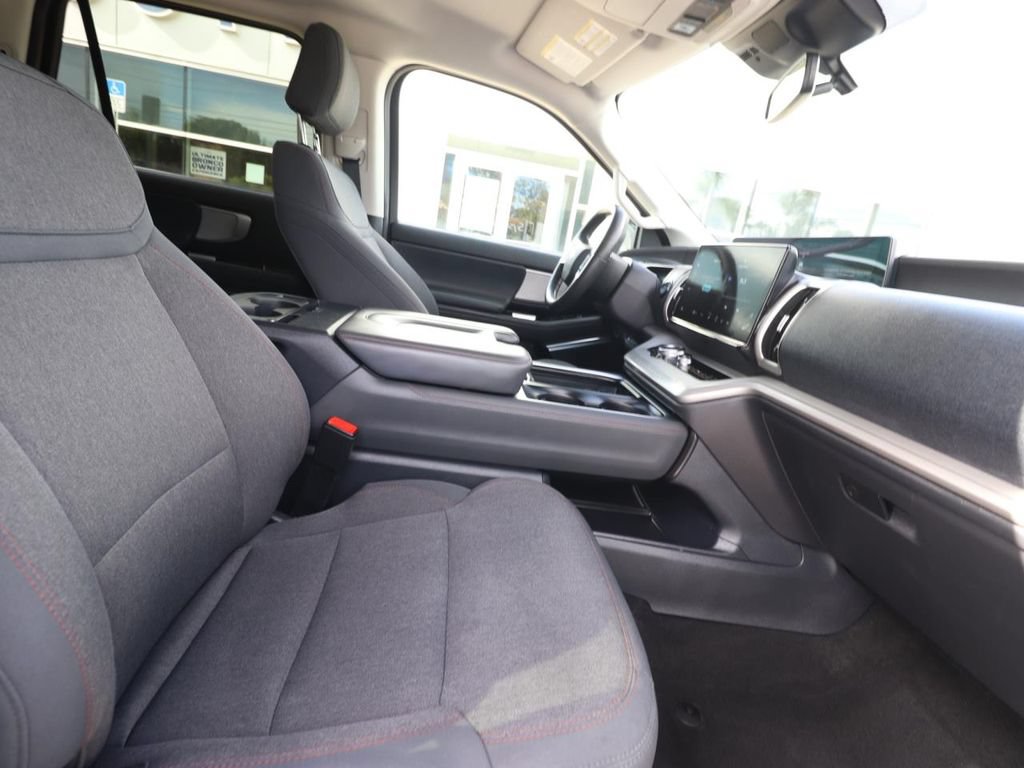 Certified 2025 Ford Expedition Active RWD image 13