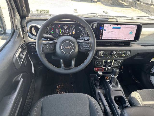 Used 2024 Jeep Wrangler Unlimited AWD/4WD image 11