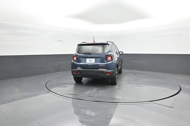 Used 2021 Jeep Renegade Trailhawk AWD/4WD image 7