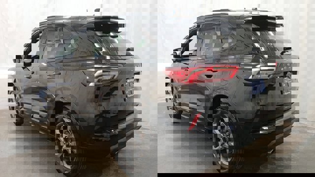 Certified 2023 Ford Escape ST-Line AWD/4WD image 2