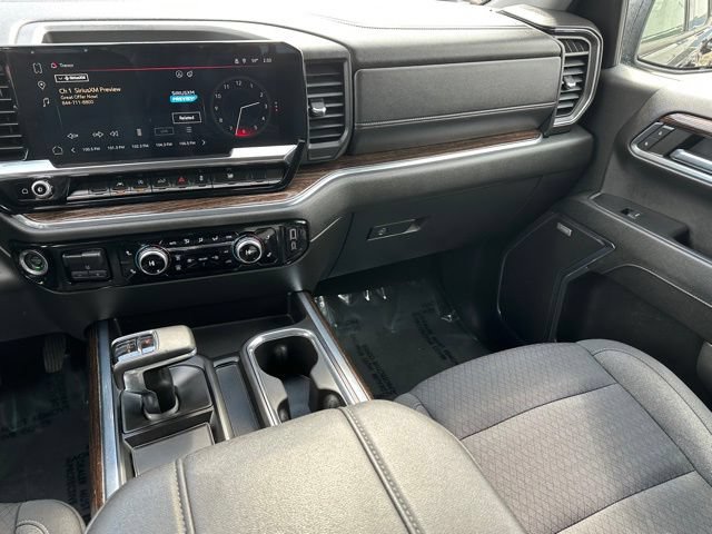 Used 2024 GMC Sierra 1500 Elevation w/ Preferred Package AWD/4WD image 14