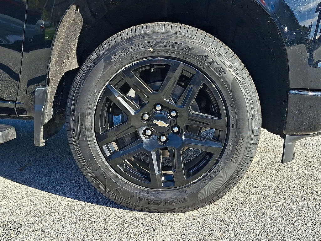 Used 2024 Chevrolet Silverado 1500 RST AWD/4WD image 27