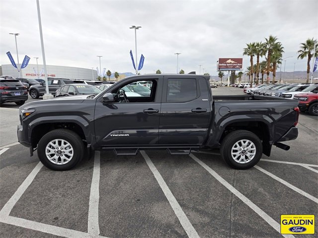 Used 2025 Toyota Tacoma SR5 image 2
