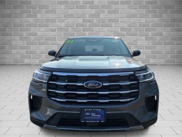 Certified 2025 Ford Explorer Active image 8