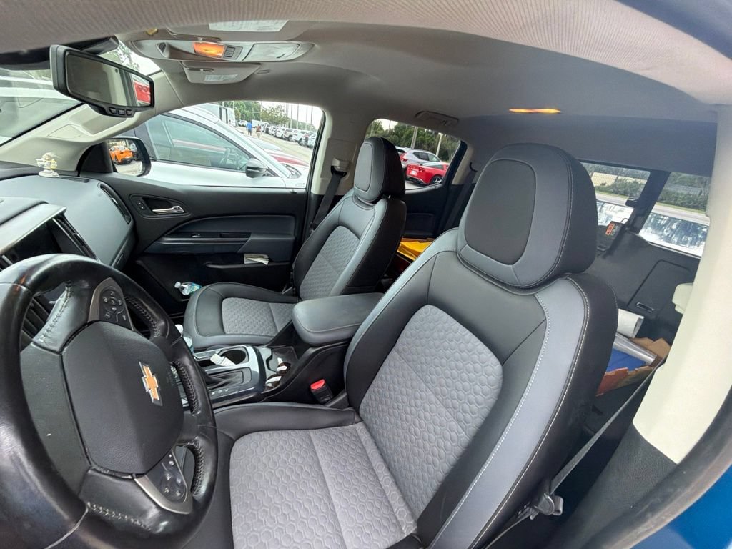 Used 2022 Chevrolet Colorado Z71 AWD/4WD image 13