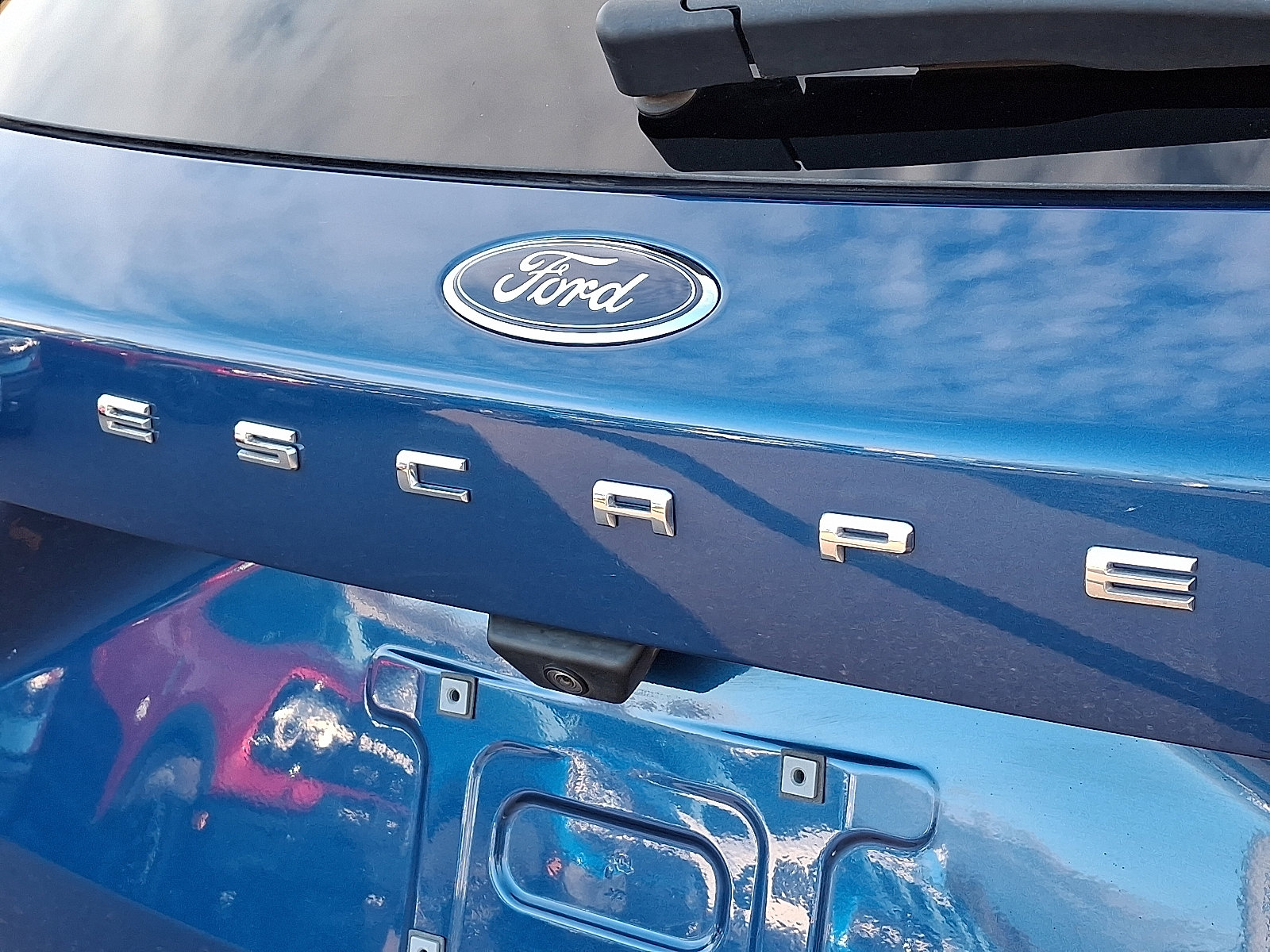 Certified 2022 Ford Escape SEL image 31