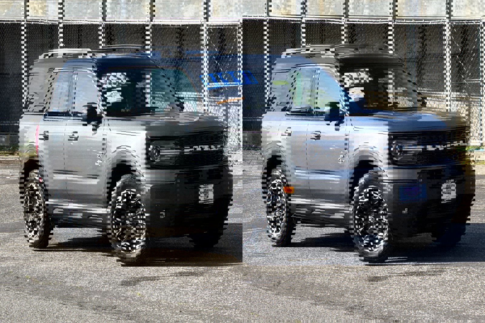 Certified 2025 Ford Bronco Sport Outer Banks w/ Outer Banks Tech Package+ image 2