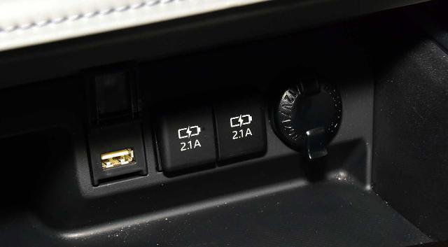 Used 2021 Toyota Highlander Limited image 19