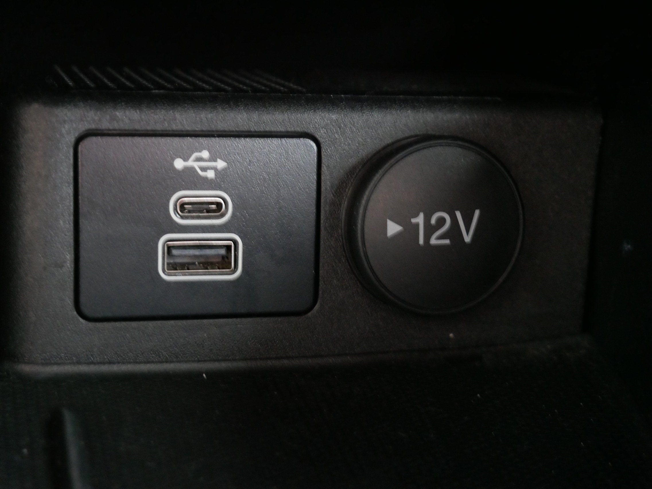 Certified 2024 Ford Escape Active AWD/4WD image 29