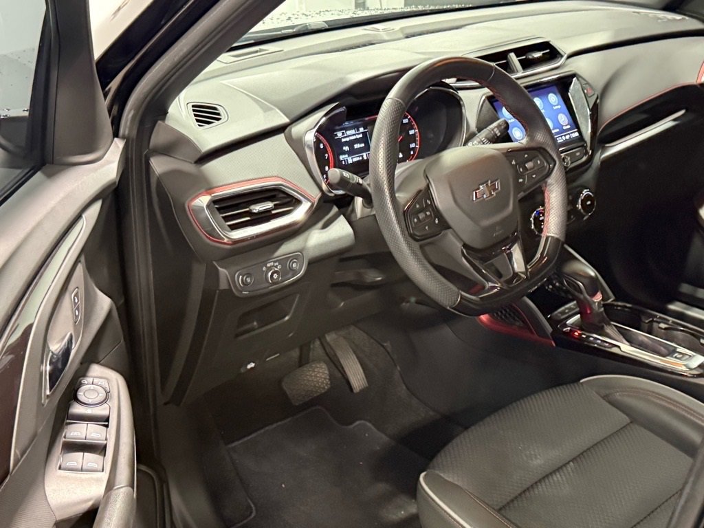 Used 2023 Chevrolet TrailBlazer RS w/ Convenience Package image 10