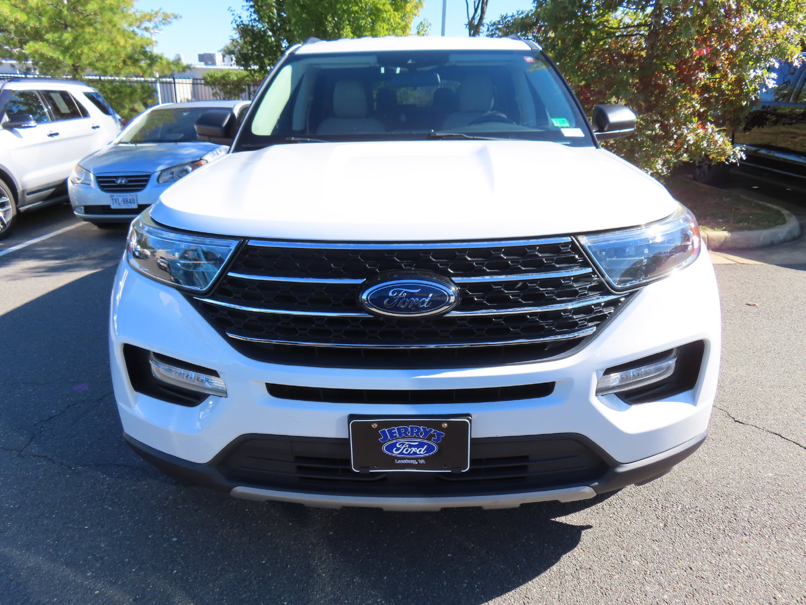 Certified 2020 Ford Explorer XLT w/ Equipment Group 202A AWD/4WD image 2