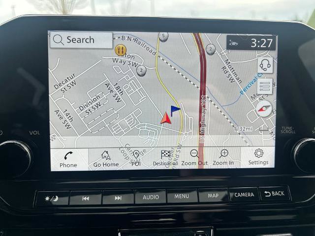 Used 2025 Nissan Pathfinder Platinum w/ Cargo Package image 29