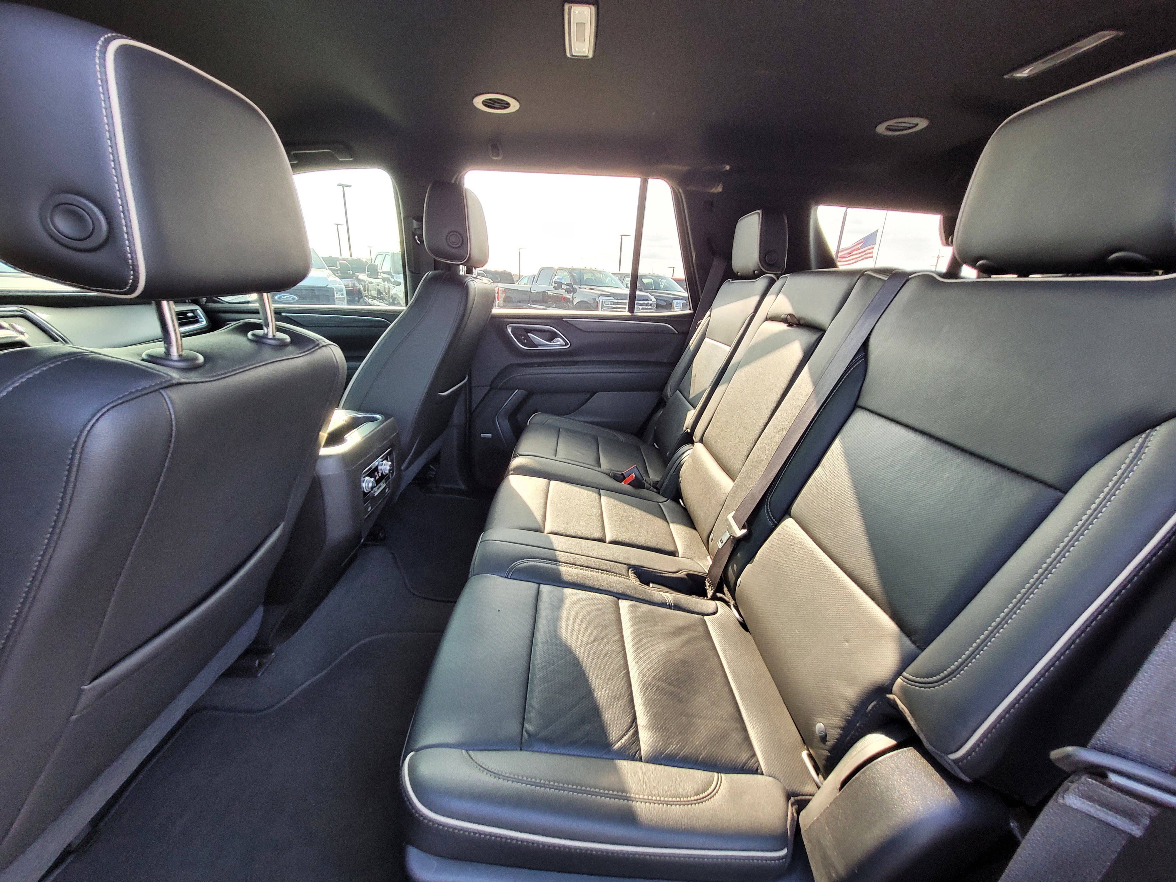 Used 2021 GMC Yukon SLT image 18