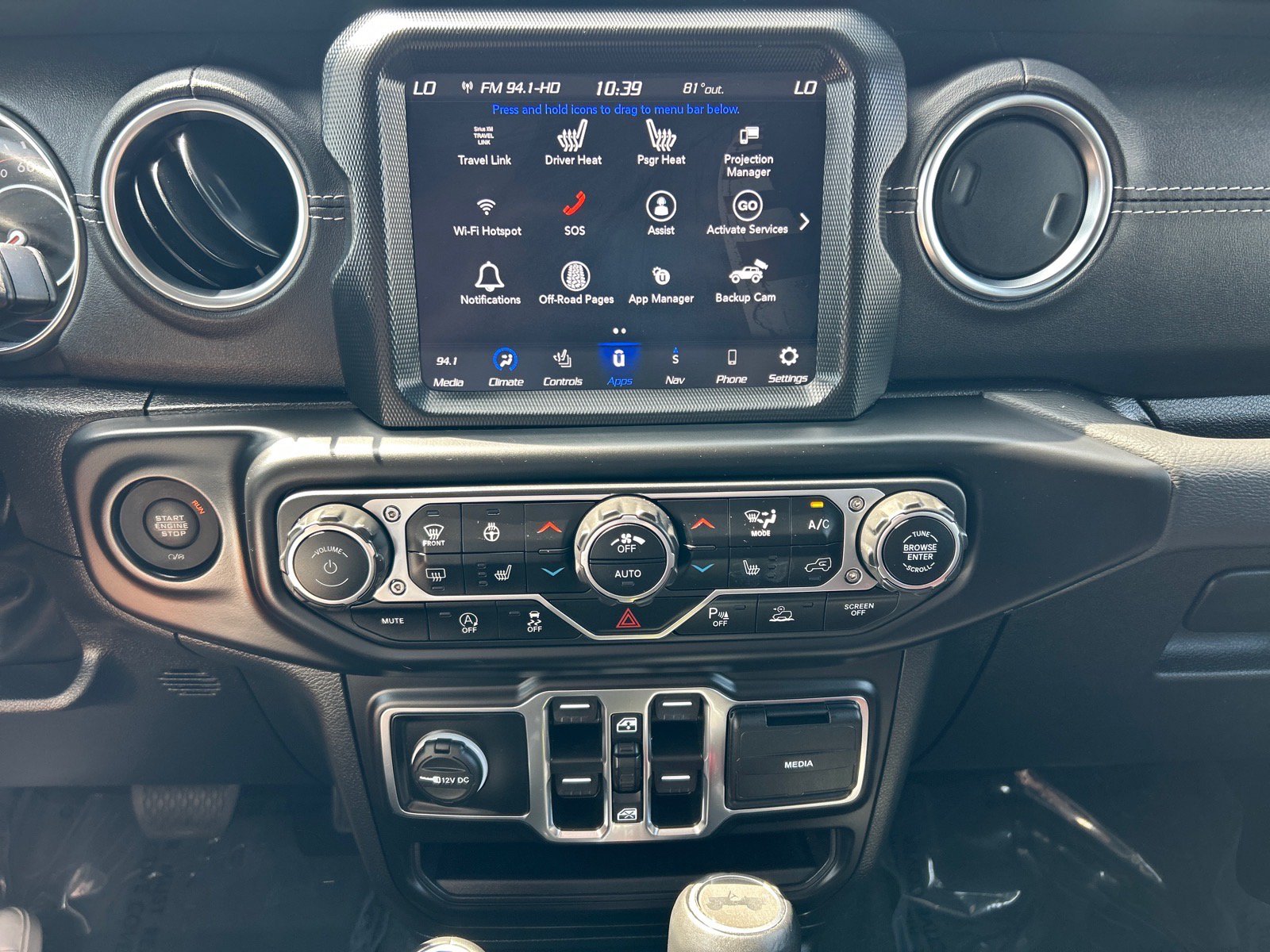 Used 2022 Jeep Wrangler Unlimited Sahara w/ Cold Weather Group AWD/4WD image 26