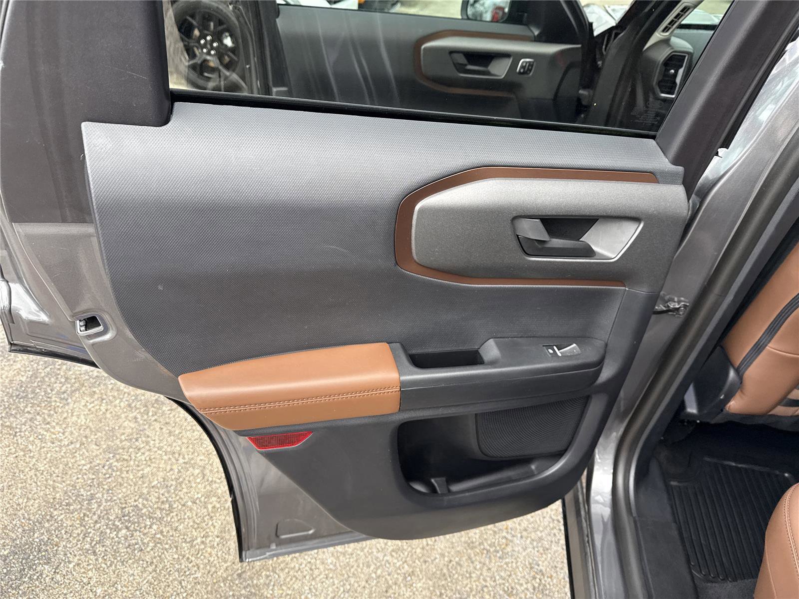 Certified 2025 Ford Bronco Sport Outer Banks image 27