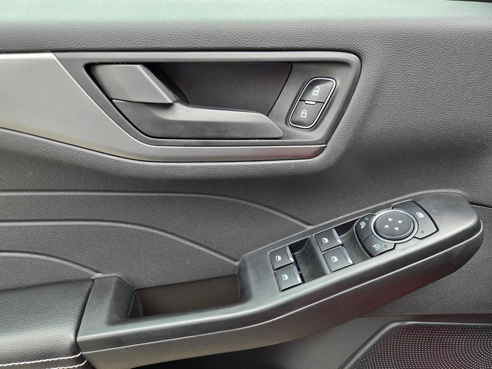 Certified 2024 Ford Escape Active FWD image 20