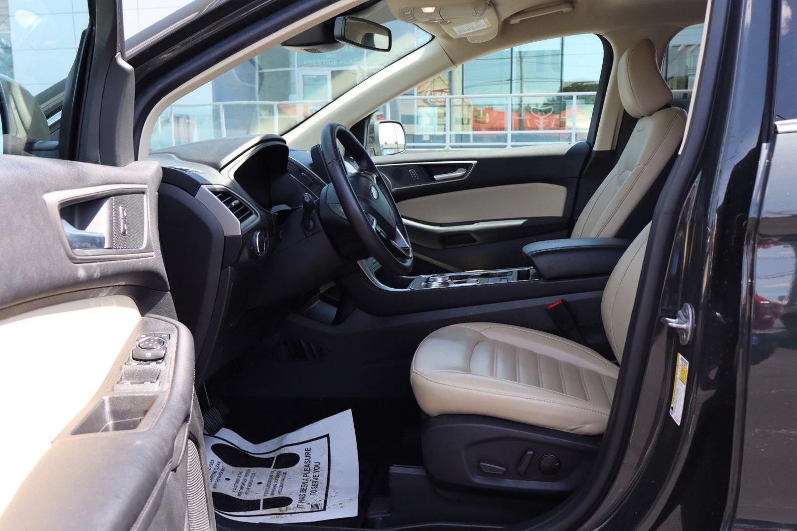 Certified 2024 Ford Edge SEL w/ Cargo Accessory Package AWD/4WD image 18
