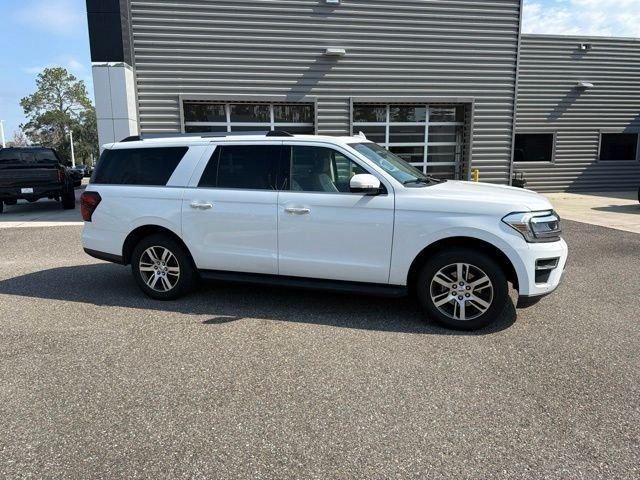 Certified 2024 Ford Expedition Max Limited RWD image 2