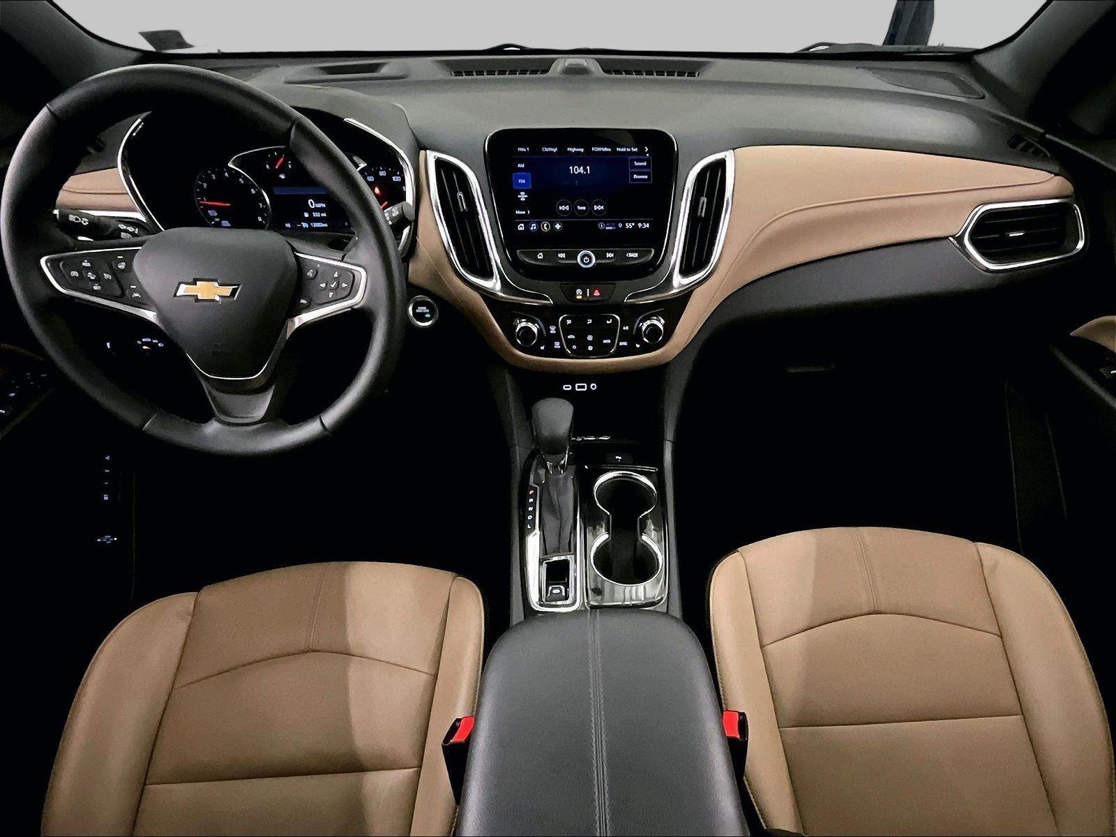 Used 2023 Chevrolet Equinox Premier AWD/4WD image 14