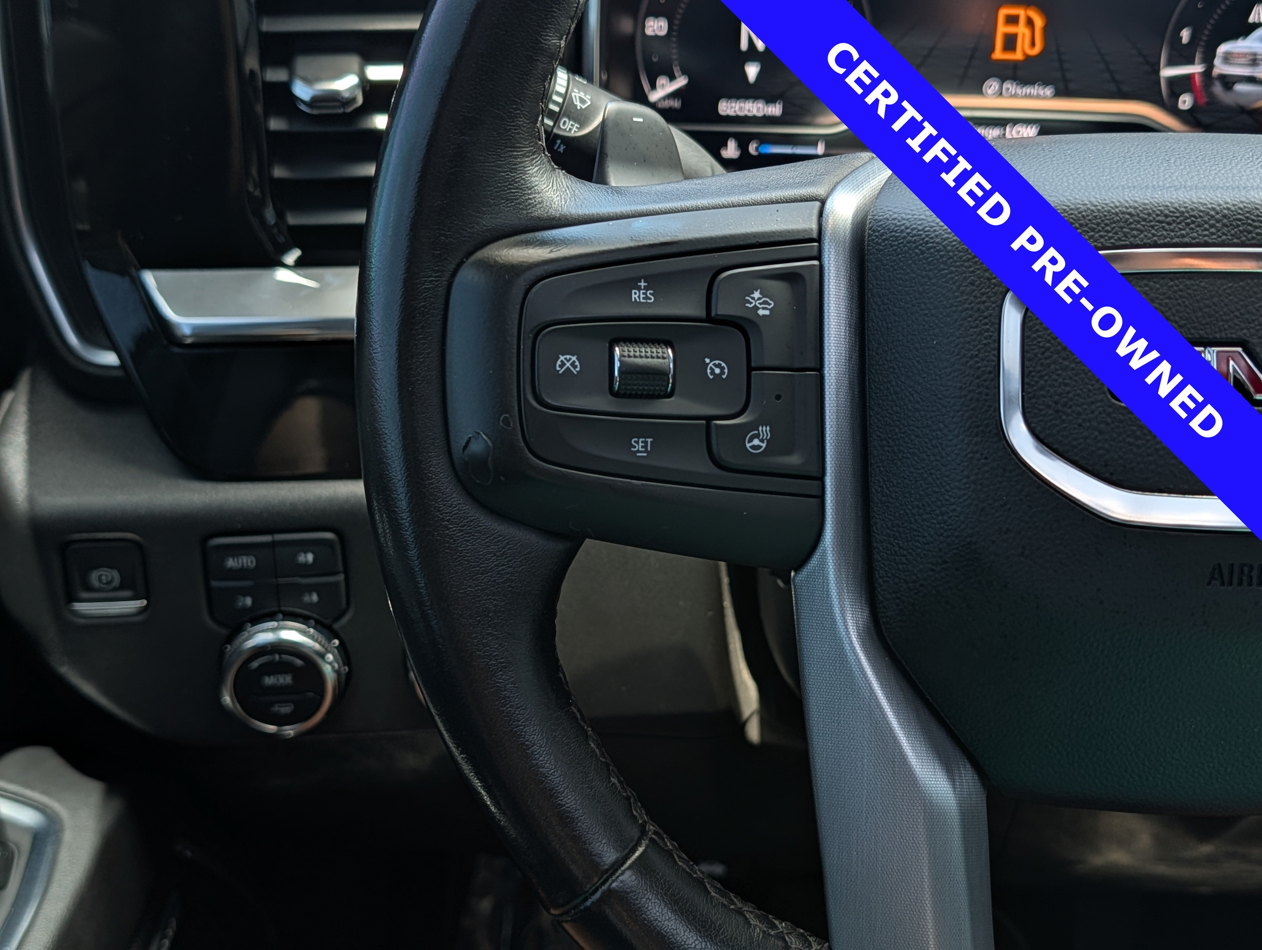 Used 2023 GMC Sierra 1500 SLT w/ SLT Premium Package AWD/4WD image 28