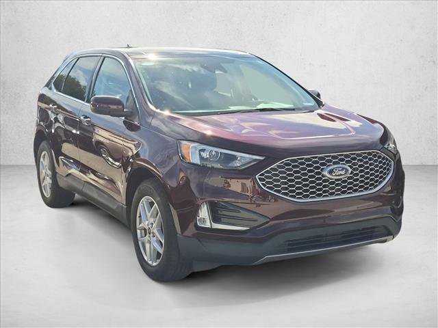 Certified 2024 Ford Edge SEL w/ Convenience Package AWD/4WD image 3
