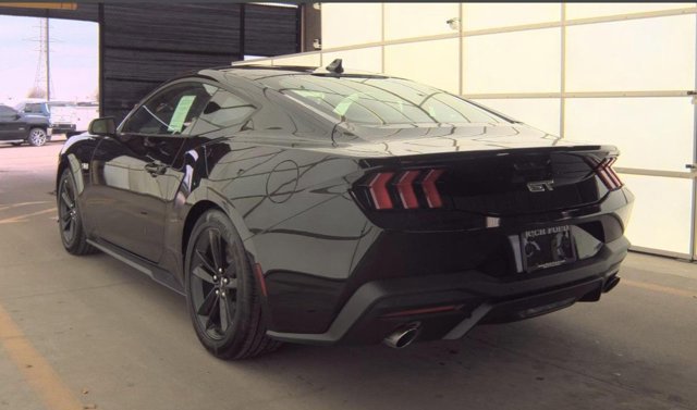 Certified 2026 Ford Mustang GT RWD image 5