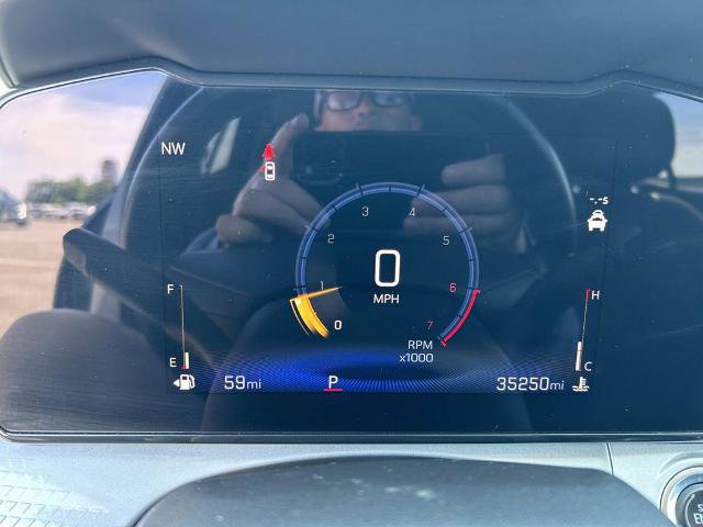 Used 2024 Chevrolet Trax LT w/ Driver Confidence Package FWD image 32