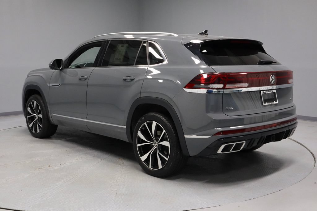 Used 2024 Volkswagen Atlas Cross Sport SEL Premium R-Line AWD/4WD image 10