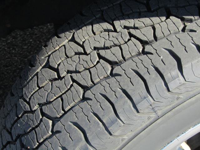 Certified 2018 Ford F150 Lariat w/ Equipment Group 502A Luxury image 8